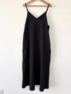 GU キャミソールワンピース　ブラック