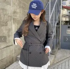 レイカズン ラインストーン ベルトフリル付き テーラードジャケット グレー F春