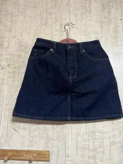 GU 濃紺デニムタイトスカート