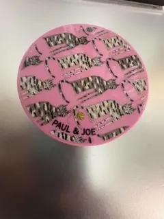 PAUL & JOE プレスト フェイス パウダー限定猫ケースのサムネイル