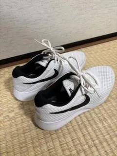 Nike メッシュスニーカー ホワイト/ブラック