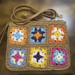 グラニースクエア編みバッグ