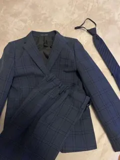 男の子　卒業式　フォーマルスーツ　ネイビー チェック柄150cm ネクタイ付き