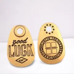グッドラック　GOOD LUCK　ゴールド　キーホルダー　チャーム　幸運　お守り