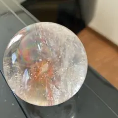 美！レインボー入りヘマタイトインクォーツ　スフィア　天然石置物　E249