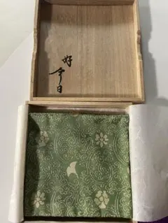 茶道用 帛紗 緑色 花唐草文様のサムネイル
