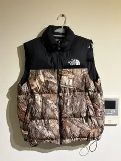 THE NORTH FACE ダウンベスト ヌプシベスト カモフラージュ - メルカリ