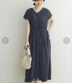 URBAN RESEARCH DOORS Vネックドットワンピース