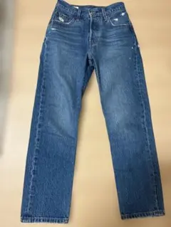美品　試着のみ　リーバイス　Levis 501 cropped サイズ23