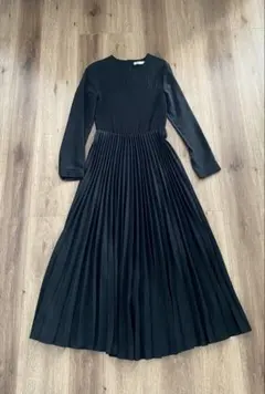 ZARA ザラ ロングワンピース プリーツワンピース S