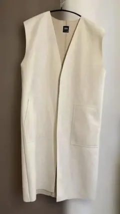 ザラZARA アイボリー ノースリーブベスト ジレ　ウエストリボン付き　M