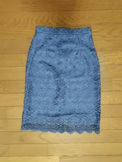 UNIQLO　レースタイトスカート　ライトネイビー　S