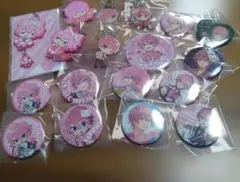 すとぷり　さとみ　グッズまとめ　缶バッジ　ラバスト　アクキー　さとみくん