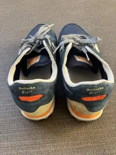 オニツカタイガー　メンズシューズ