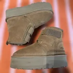 Item thumbnail for item 14aa82a5-7a1e-4083-b0c2-22ae8988f031