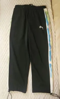 STUSSY ジャージパンツ 黒 カラフルストライプ