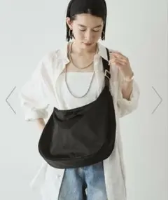 ラウンドビッグショルダーバッグ(CE-1292)