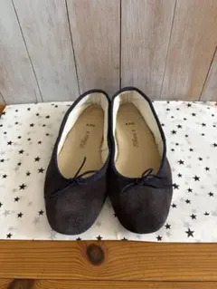 PORSELLポルセリA.P.C. バレーシューズ　38(24㎝) 紺　スエードのサムネイル