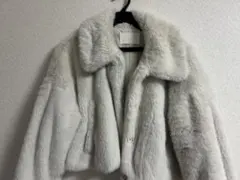 チコ　アイボリー ファーコート