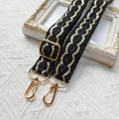 PM244| インド刺繍リボン スマホショルダーストラップ　ブラック ハート