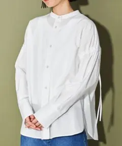 【新品】CITEN そでシャーリングシャツ　ホワイトのサムネイル