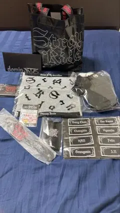 2025年最新】straykids 銀テの人気アイテム - メルカリ