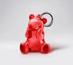 赤いクマのアクリルキーホルダー 2個セット