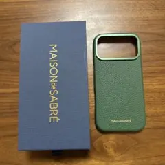 MAISON de SABRE iPhone17pro max ケース グリーン