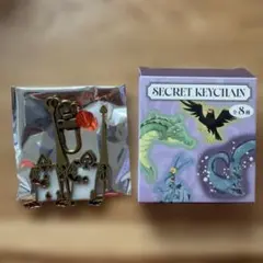 SECRET KEYCHAIN トランプ兵 キーホルダー