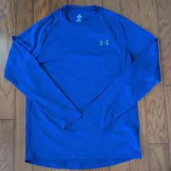 （8/11まで出品）Under Armour 青 長袖カットソー Sサイズのサムネイル