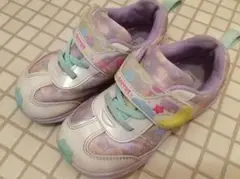 Item thumbnail for item a72698ad-e3a2-414b-84cb-1c769b09558e