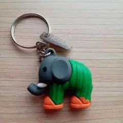 ゾウ キーホルダー