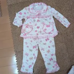 リボンとイチゴ柄 パジャマ半袖長袖セット　 110cm