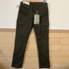 UNIQLOスキニーフィット カーゴパンツ