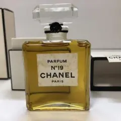 CHANEL N°19 28ml シャネル未開封香水