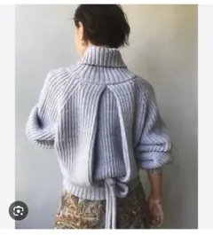 AMERI VINTAGE タートルネックオープンバックグレーセーター