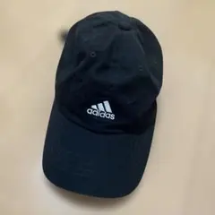 【美品】adidas 黒 ベースボールキャップ