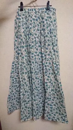 ジーユー GU ティアード ロング フレア スカート 花柄 綿 ターコイズ 水色