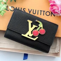 新品LOUIS VUITTON LVxTM チャームチェリーMO2476村上隆 - メルカリ