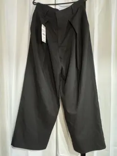 【未使用】ZARA ワイドパンツ　リラックスフィットプリーツパンツ　サイズ36