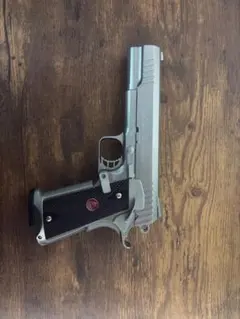 【ほぼ未使用】16禁電動ハンドガン マガジン新品電池付き