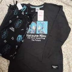 新品　 Mサイズ　初音ミク　上下セット　ルームウェア 長袖長ズボン