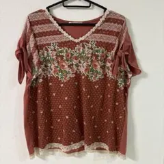 axes femme レトロ花柄 半袖カットソー 赤系