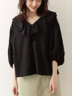 NATULAL BEAUTY BASIC ラッフルカラーブラウスのサムネイル