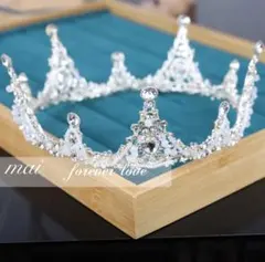 Item thumbnail for item 31fdae7a-06ed-4e85-86aa-656849c357d1