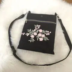 Item thumbnail for item fb3ef054-0fe6-423f-a732-2677fe96e5a9