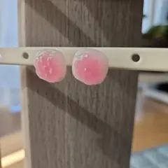 ハンドメイド ピンクドロップ型ノンホールピアス