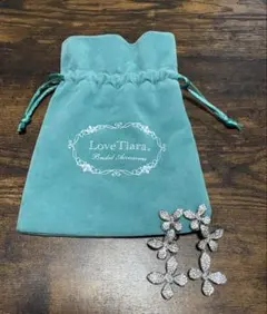 lovetiara トロワパピヨンジルコニア　イヤリング