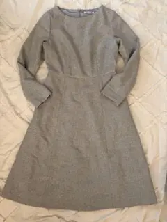 キラキラグレーの長袖ひざ丈ワンピース M