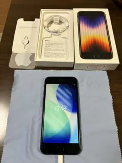 iPhone SE (第3世代) ブラック 本体　SIMロック解除